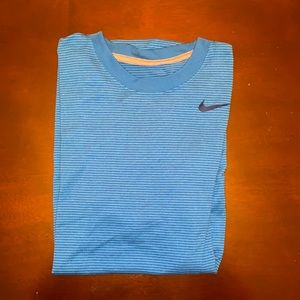 Nike dri fit t shirt